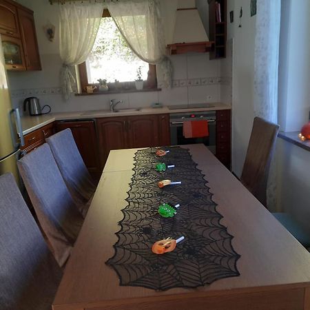 Majcia Villa Jelenia Gora Bagian luar foto